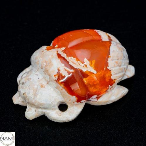 Fascinerende scarabee gemaakt van Mexicaanse vuuropaal 29,8, Verzamelen, Mineralen en Fossielen
