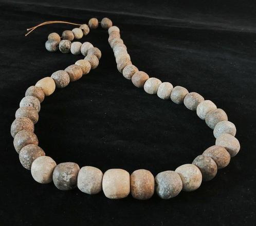 prehistorisch Been Mammoet kralen ketting (Zonder, Antiek en Kunst, Antiek | Overige Antiek