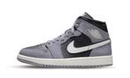 Air Jordan 1 Mid WMNS  Cement Grey  - Maat 39, Kleding | Dames, Schoenen, Air Jordan, Nieuw, Ophalen of Verzenden, Sneakers of Gympen