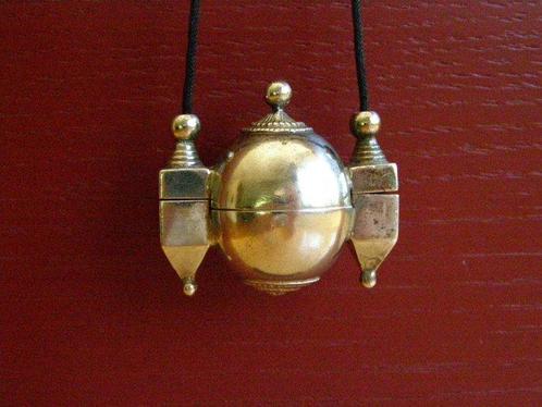 SHIVA LINGAM HOUDER - HALSKETTING - INDIA - 33,3 gram -, Antiek en Kunst, Kunst | Niet-Westerse kunst