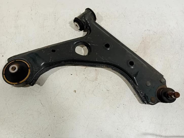 Draagarm rechts voor Opel Corsa E 1.0, Auto-onderdelen, Ophanging en Onderstel, ARN erkend, Stiba lid, Erkend duurzaam, Gebruikt