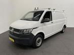 Volkswagen Transporter 2.0 TDI L2H1 110PK T6.1, Stof, Gebruikt, Volkswagen, Wit