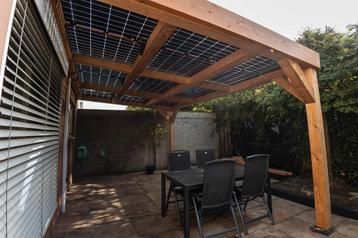 Houten Solar Veranda - Overkapping met Zonnepanelen beschikbaar voor biedingen