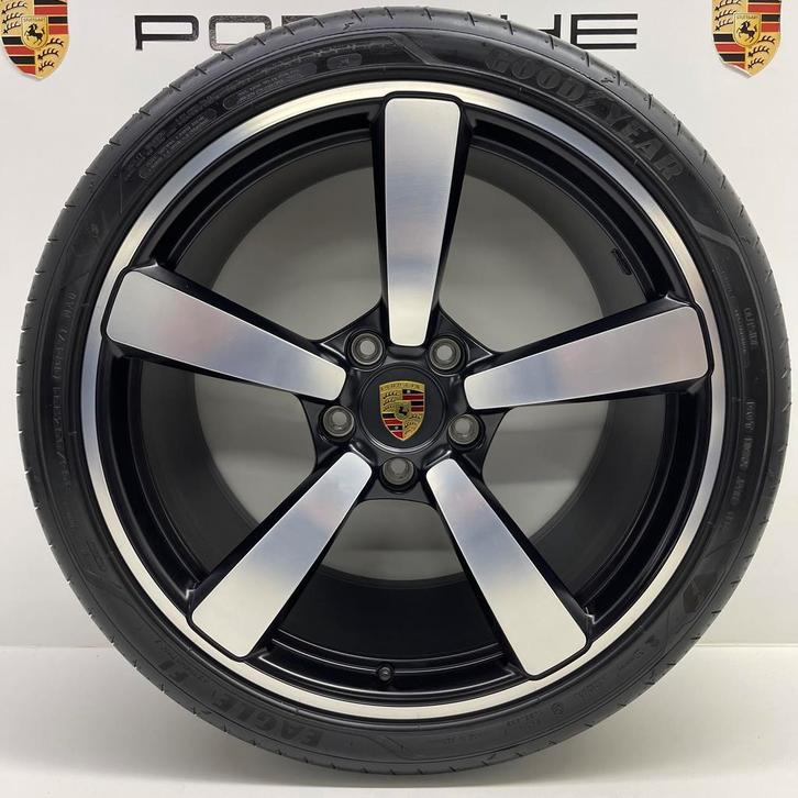 Porsche 992 2/4 20/21 ORIGINELE Exclusive Design met banden, Auto-onderdelen, Banden en Velgen, 21 inch, 305 mm, Personenwagen