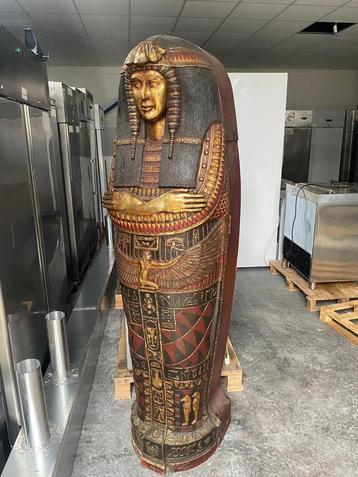 egyptische sarcofaag beeld opbergkast 150x53x191 lxbxh beschikbaar voor biedingen