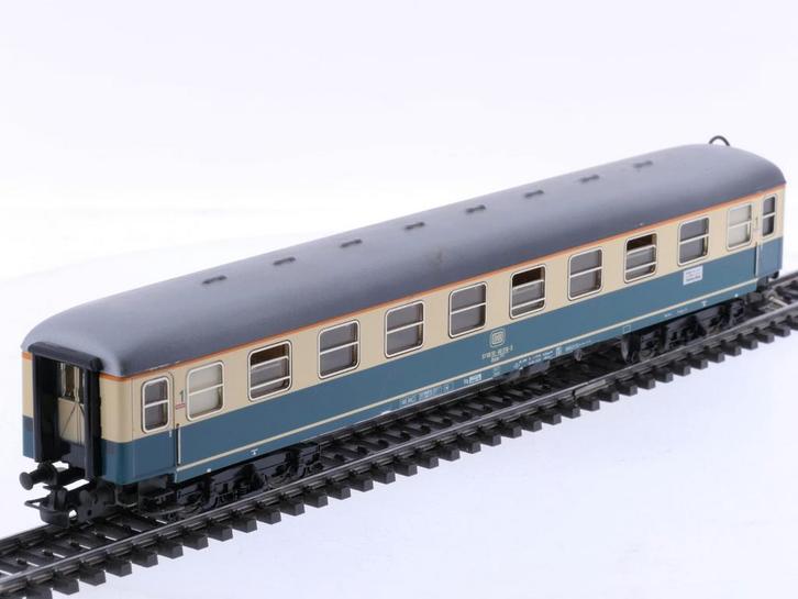 Schaal H0 Märklin 4111 personenrijtuig D-Zug 1e kl. van d.., Hobby en Vrije tijd, Modeltreinen | H0, Wisselstroom, Analoog, Gebruikt