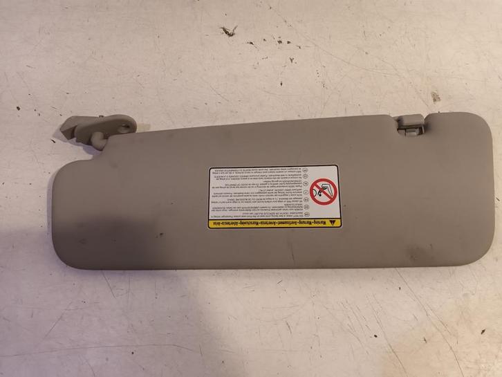 Zonneklep rechts Kia Venga  1.4 CVVT, Auto-onderdelen, Carrosserie en Plaatwerk, ARN erkend, Stiba lid, Erkend duurzaam, Rechts