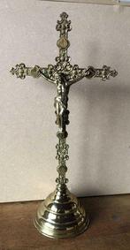 Art Nouveau Crucifix - Koper - 1920-1930 - kruisbeeld op, Antiek en Kunst