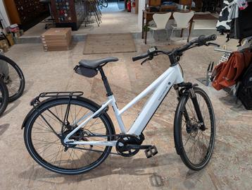 Riese und Müller Roadster Mixte 45cm van €4464 voor €3300 beschikbaar voor biedingen