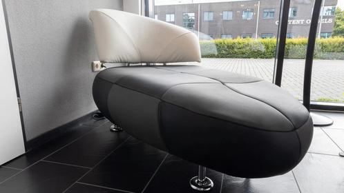 Fauteuil Leolux Kikko  links zwart grijs, Huis en Inrichting, Fauteuils, 75 tot 100 cm, Zo goed als nieuw, 125 cm of meer, Leer