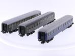Schaal H0 Märklin 4022 en 4032 set van 3 personenrijtuige.., Hobby en Vrije tijd, Modeltreinen | H0, Wisselstroom, Gebruikt, Overige typen