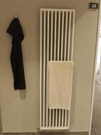 Showmodel designradiator Vasco met handdoekhouder - 0091, Doe-het-zelf en Verbouw, Verwarming en Radiatoren, Ophalen, Nieuw, Radiator