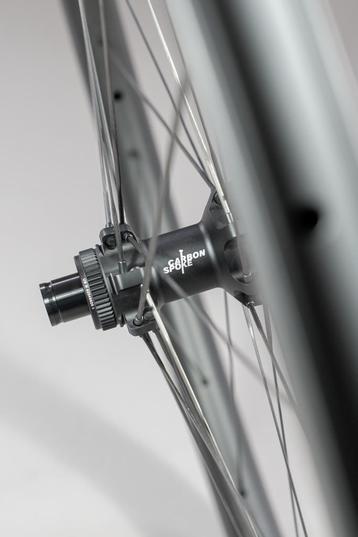 THOR Gravel wielset, CARBON SPAKEN, DTSwiss navenset beschikbaar voor biedingen