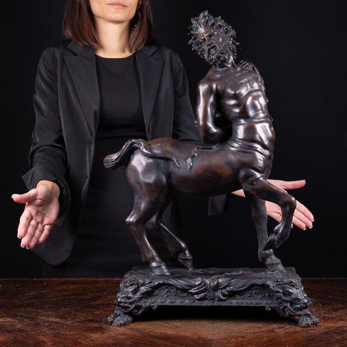 Furietti Centaurs - Bronze Sculpture - Half 20th Century -, Antiek en Kunst, Antiek | Overige Antiek