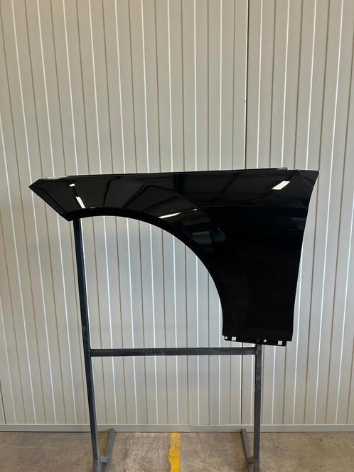 Spatbord linksvoor Mercedes C-klasse W204 OBSIDIANSCHWARZ, Auto-onderdelen, Carrosserie en Plaatwerk, Voor, Links, Spatbord, Mercedes-Benz