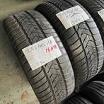 2 x Pirelli Sottozero 3 225-45-18 RFT Winterbanden 5,5mm, 18 inch, Gebruikt, Band(en), Personenwagen