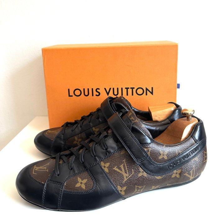 Louis Vuitton - Sneakers - Maat: Schoenen / EU 44,5 - Catawiki