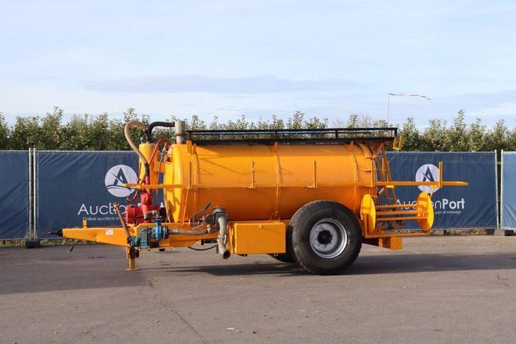 Veiling: Mestverspreider Veenhuis 4200 1978, Zakelijke goederen, Agrarisch | Werktuigen, Gewasbescherming en Bemesting, Ophalen