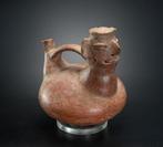 Precolumbiaans. Vicus Keramische antropomorfe vaas Met