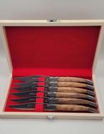 Le Bougna - Tafelmessenset - Staal, Hout - Steekkoffel