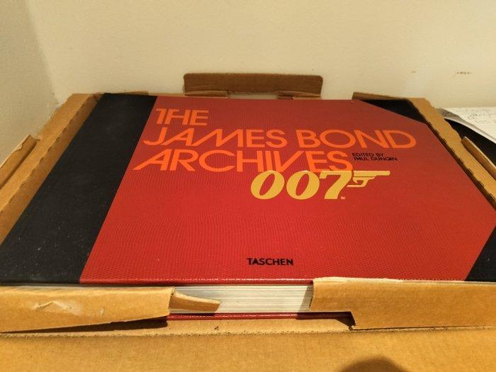 The James Bond Archives - The James Bond Archives - 1 Album, Verzamelen, Film en Tv