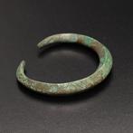 Viking periode Brons Penannulaire armband / Armring (Zonder