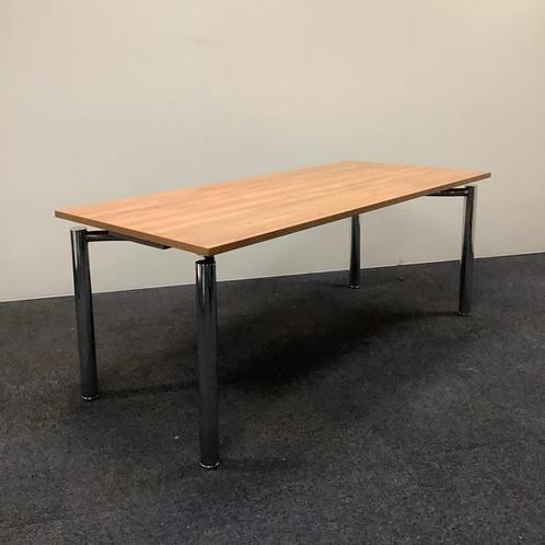 Tweedehands design vergadertafel Fantoni Ufficio, (bxd), Huis en Inrichting, Bureaus, Bureau, Gebruikt, Ophalen of Verzenden