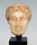 Oud-Romeins, Keizerrijk - Marmeren hoofd van Venus. 6 cm. H.