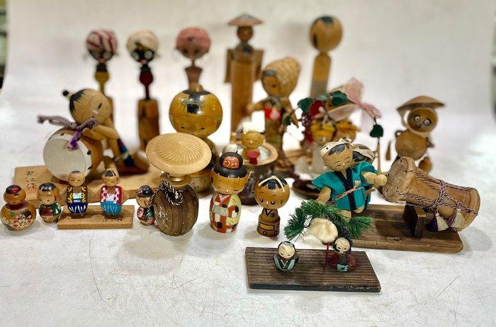 22 vintage sosaku houten Kokeshi-pop - Hout - Japan - 20e, Antiek en Kunst, Antiek | Overige Antiek