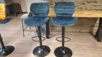 Verstelbare barkruk Elsa in velvet/velours stof blauw |  |, Huis en Inrichting, Barkrukken, Ophalen, Nieuw