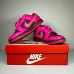 Nike - Sneakers - Maat: Shoes / EU 40