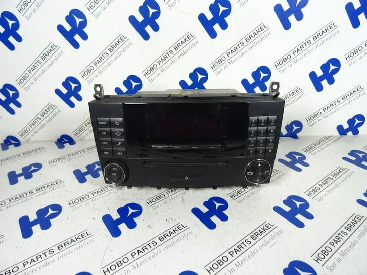 Radio/CD-speler A 203 870 0589 o.a: C-klasse w203, Auto-onderdelen, Elektronica en Kabels, Gebruikt, 3 maanden garantie, Mercedes-Benz