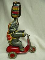 US Zone Germany - Olifant op scooter - Opwindbaar blikken