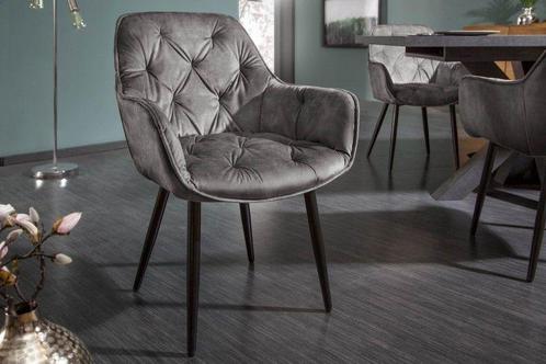 Design stoel MILANO groen fluweel met Chesterfield quilting, Huis en Inrichting, Stoelen, Ophalen of Verzenden