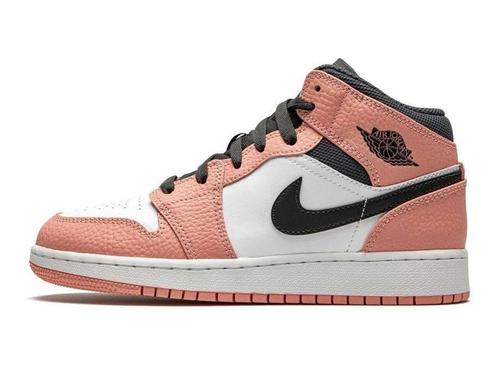 Air Jordan 1 Mid Pink Quartz - Maat 38 EU, Kleding | Heren, Schoenen, Ophalen of Verzenden