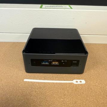 Computer mini formaat PC Intel NUC met Windows 11 Pro beschikbaar voor biedingen
