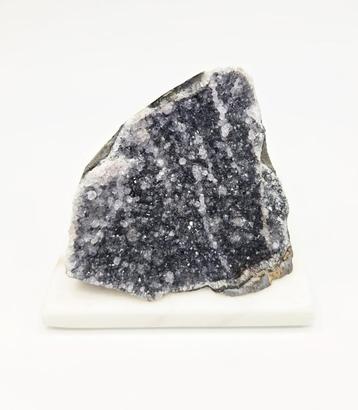 Amethist Zwart (zie filmpje) beschikbaar voor biedingen