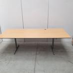 Ahrend 500 bureau met slinger en kabeldoorvoer- 240x100 cm, Huis en Inrichting, Bureaus, Ophalen of Verzenden, Nieuw