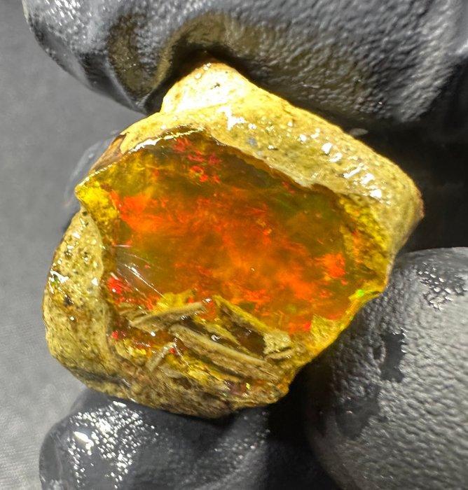 35ct Kristal Opaal Ruw- 7 g, Verzamelen, Mineralen en Fossielen