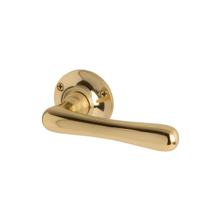 Deurklink Hamersveld in messing gelakt geveerd - deurbesl..., Doe-het-zelf en Verbouw, Hang- en Sluitwerk, Klink of Kruk, Nieuw