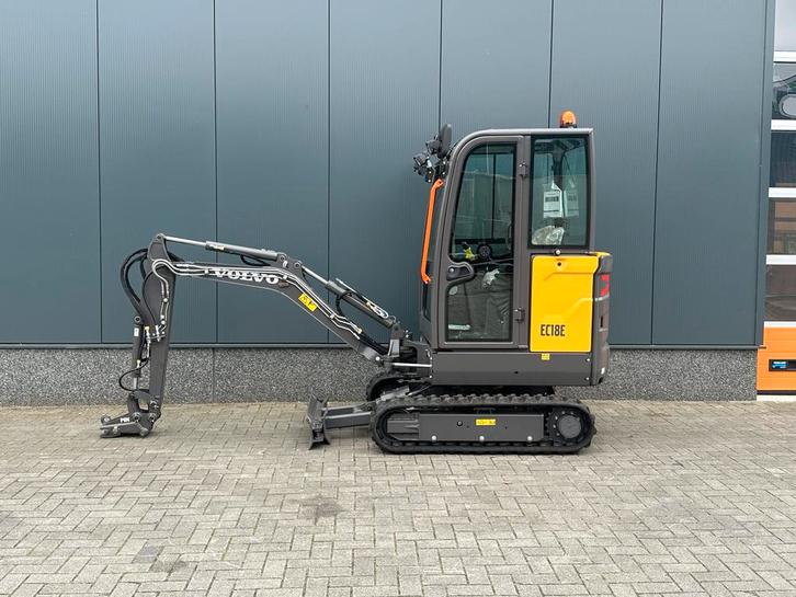 Volvo EC18E graafmachine (nieuw) (Voorraad Grondverzet), Zakelijke goederen, Machines en Bouw | Kranen en Graafmachines, Ophalen of Verzenden