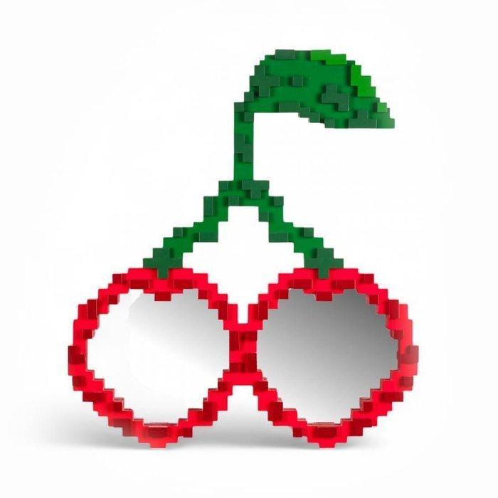 Seletti - Roberto Bruno - Pixel mirror - Cherries - Spiegel, Antiek en Kunst, Kunst | Designobjecten