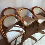 Fauteuil - Hout - Een set van vier eetstoelen van gebogen