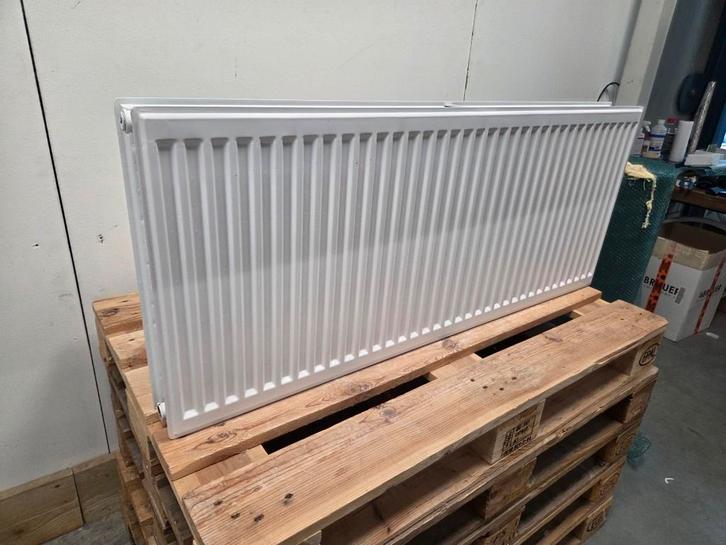 Radiator Dubbel – 120 x 50 cm – Wit (lichte Lakschades), Doe-het-zelf en Verbouw, Sanitair, Overige typen, Nieuw, Ophalen of Verzenden