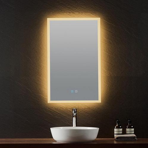 Badkamerspiegel Casajoy 45x70cm met Ledverlichting en, Doe-het-zelf en Verbouw, Sanitair, Bad, Nieuw, Ophalen of Verzenden