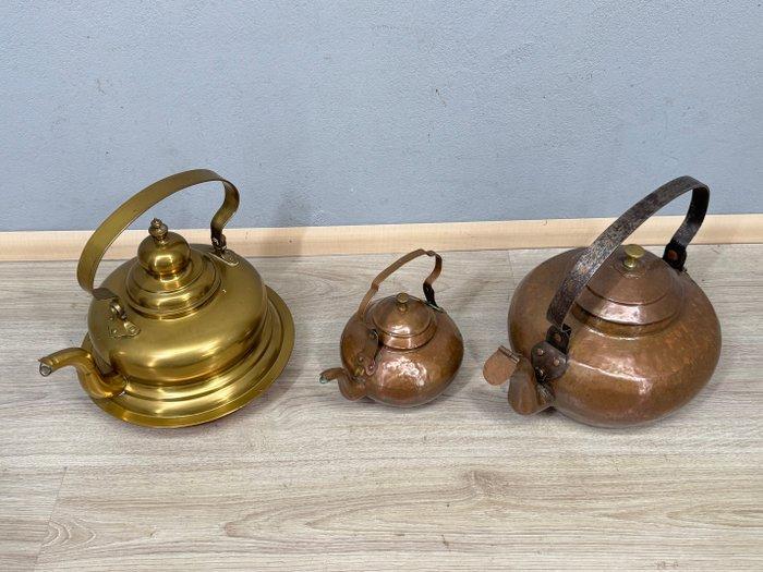 3 antieke ketels – 19e/20e eeuw - Theepot - Koper, Messing, Antiek en Kunst, Curiosa en Brocante