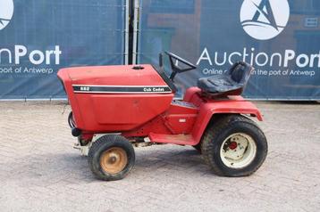 Veiling: Minitractor Cub Cadet 682 Diesel 17pk beschikbaar voor biedingen