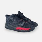 Nike Kyrie 7 Bred (GS) - Maat 37.5, Verzenden, Nike, Sneakers of Gympen, Gedragen