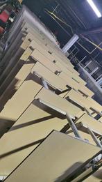 60x Tweedehands Ahrend Zit-Sta bureaus | 200x80 | Elektrisch, Zakelijke goederen, Kantoor en Winkelinrichting | Kantoormeubilair en Inrichting