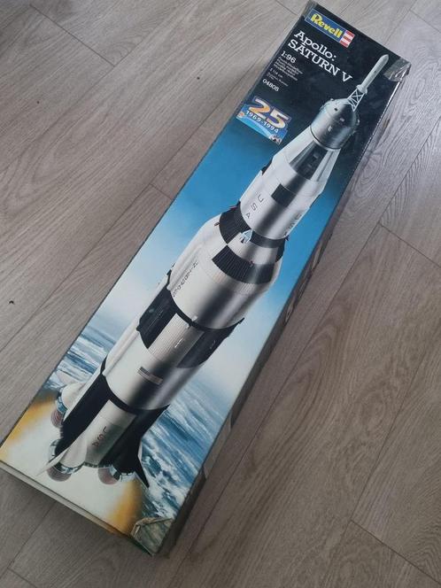 Revell 04805 Apollo: Saturn V 1:96 (114cm hoog!), Hobby en Vrije tijd, Modelbouw | Vliegtuigen en Helikopters, Revell, Verzenden
